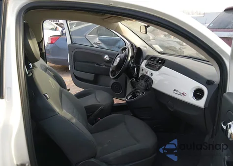 2014 Fiat 500C Pop z USA, uszkodzony, nr VIN 3C3CFFDR0ET267838